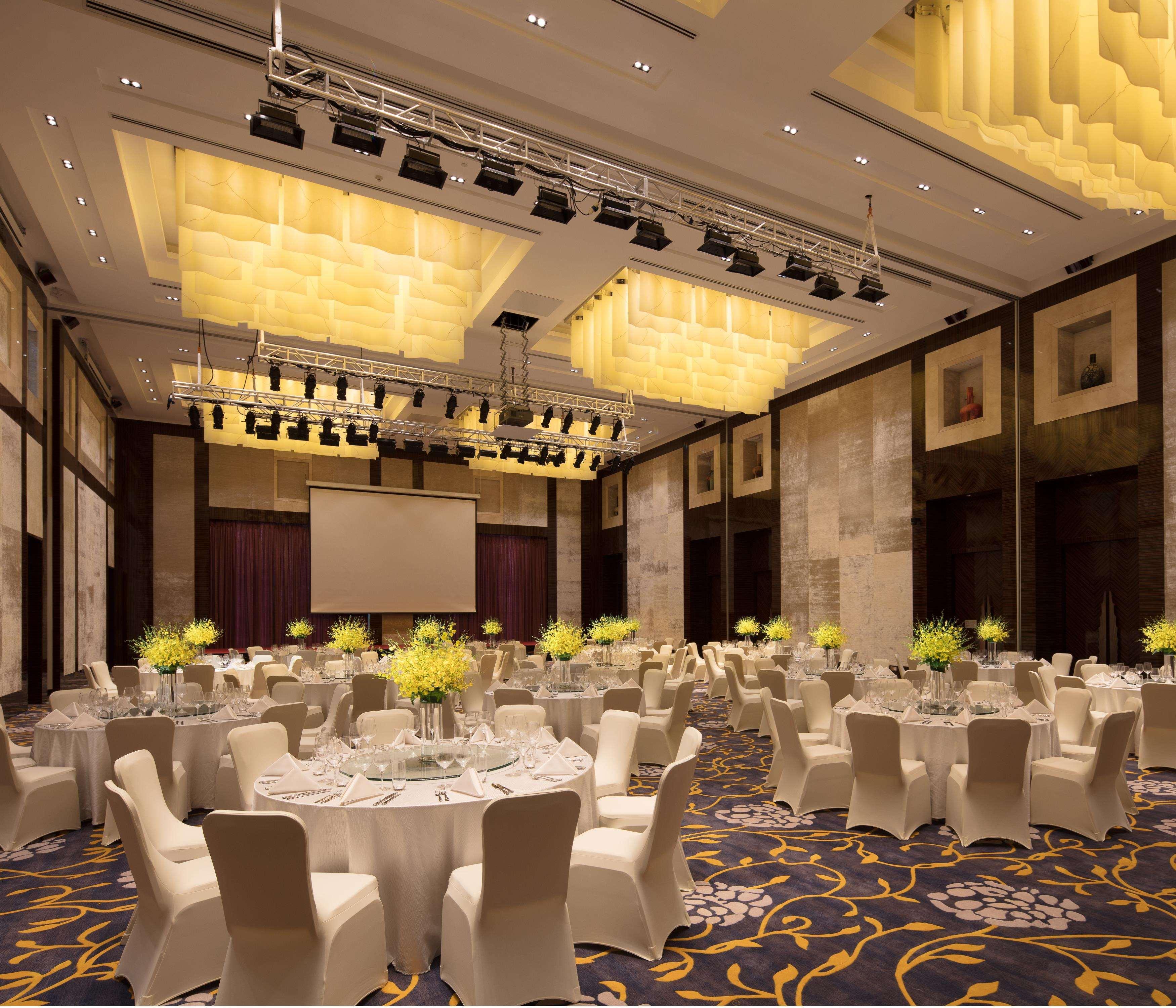 Thousand Cranes Sanya Yazhou Bay Int'L Exchange Centre,Curio By Hilton Luaran gambar