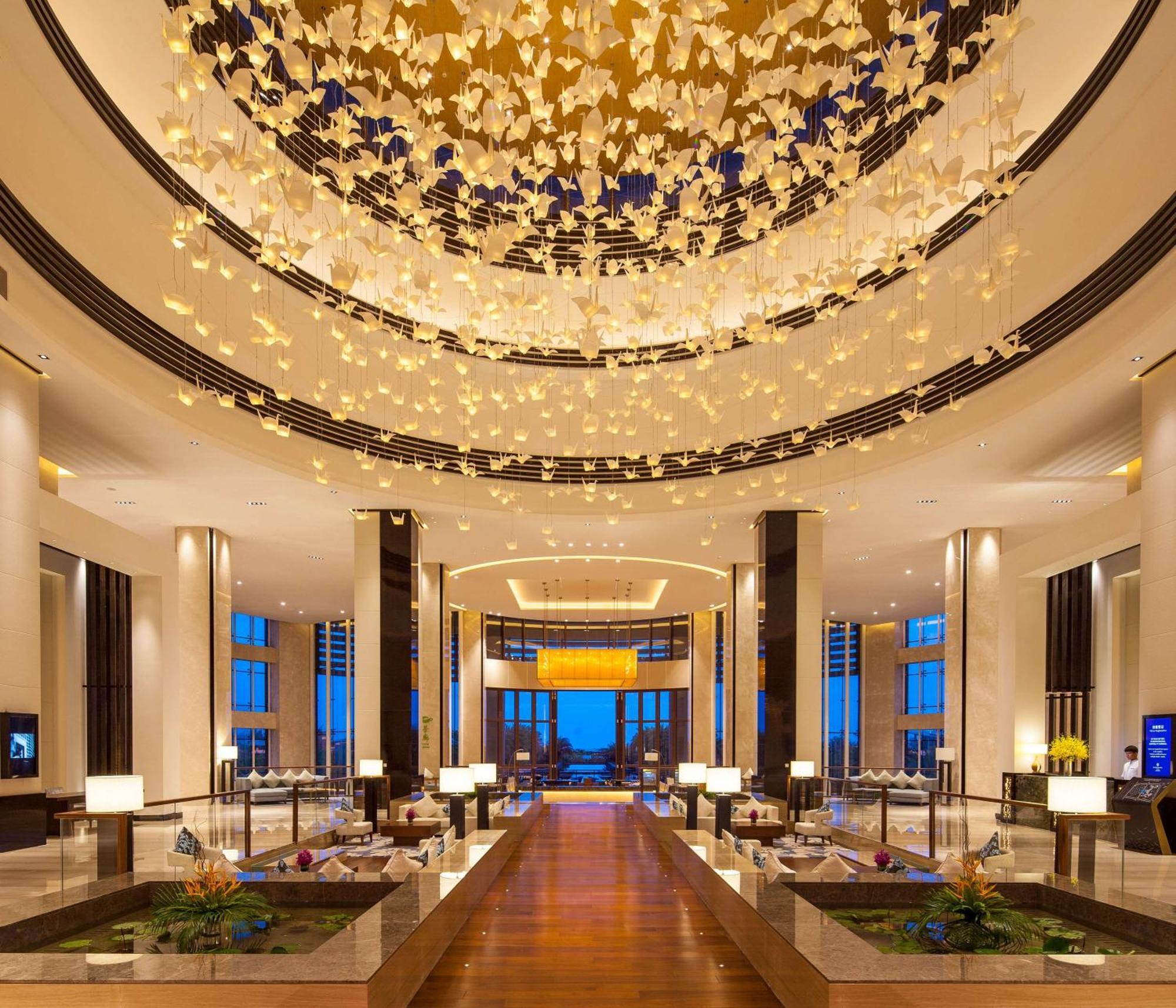 Thousand Cranes Sanya Yazhou Bay Int'L Exchange Centre,Curio By Hilton Luaran gambar